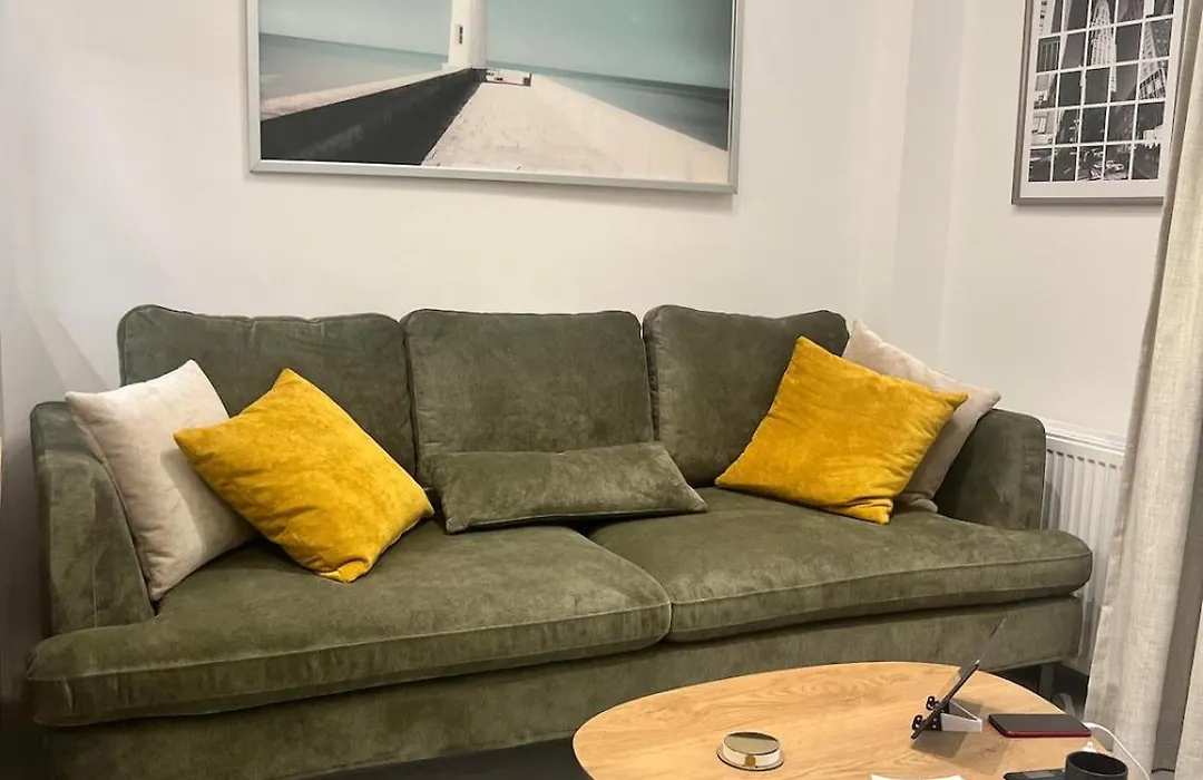 Stylish & Cozy 1 Bedroom In Lycabetus Atenas